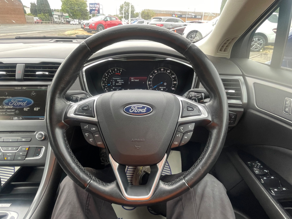 Ford Mondeo 2.0 Titanium Tdci 148 Bhp Blue #17