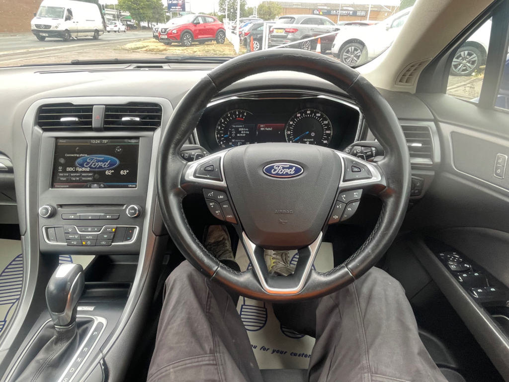 Ford Mondeo 2.0 Titanium Tdci 148 Bhp Blue #16