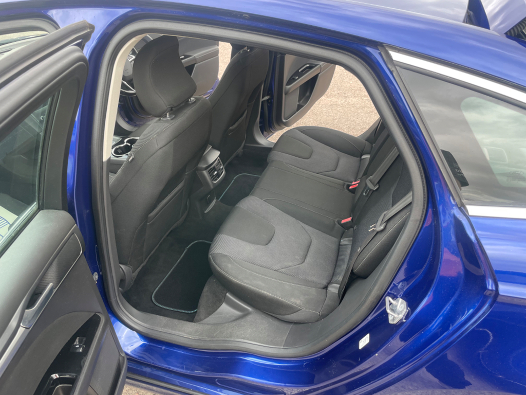 Ford Mondeo 2.0 Titanium Tdci 148 Bhp Blue #14