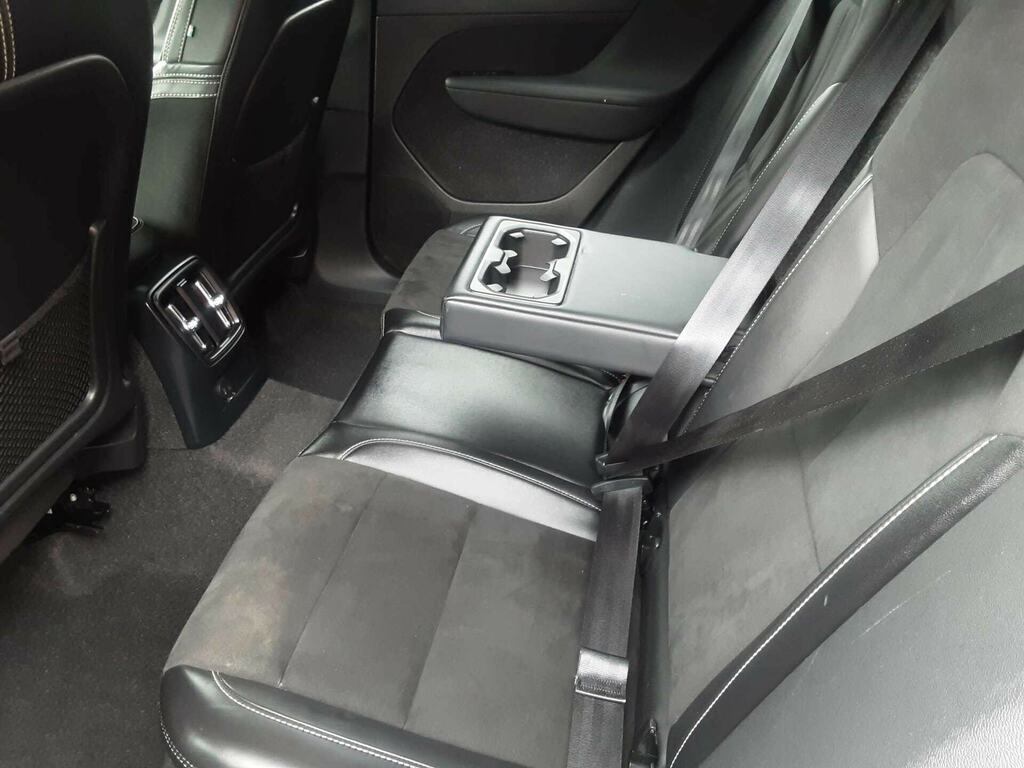 Volvo XC40 Inscription Pro B4 Mild Hybrid Panoramic Sunroof White #18