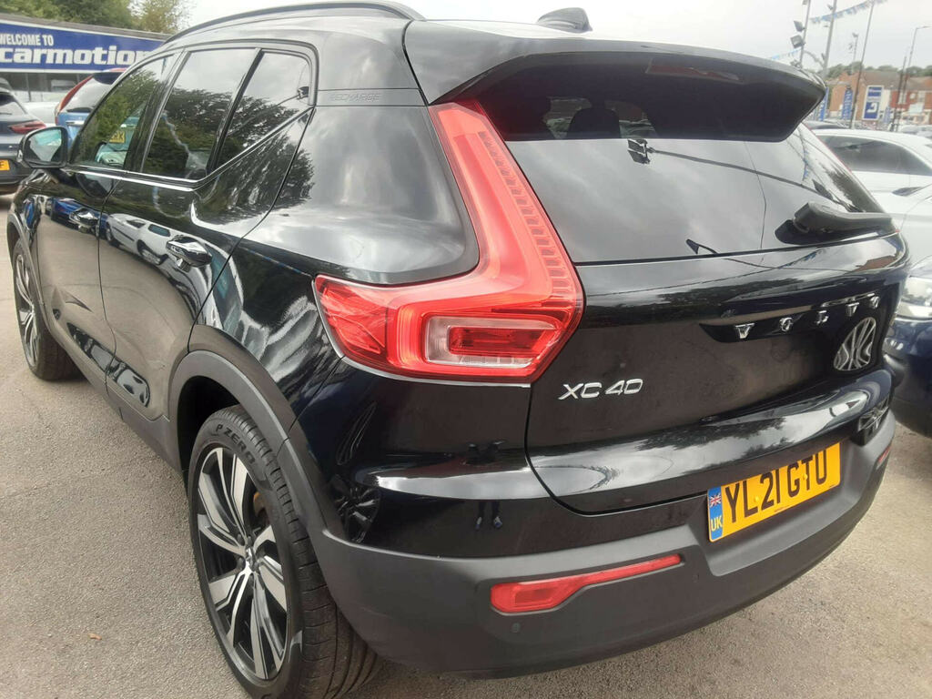 Volvo XC40 Inscription Pro B4 Mild Hybrid Panoramic Sunroof White #8