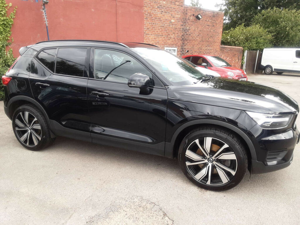 Volvo XC40 1.5 Xc40 R-design T5 Recharge Black #4