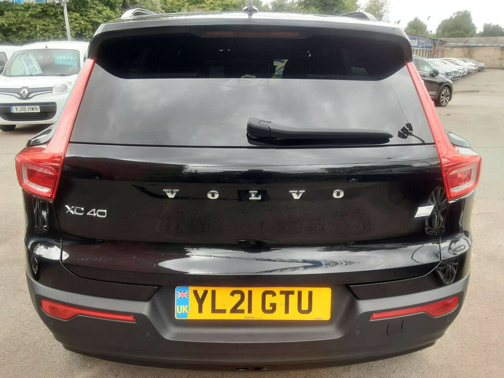 Volvo XC40 Inscription Pro B4 Mild Hybrid Panoramic Sunroof White #10