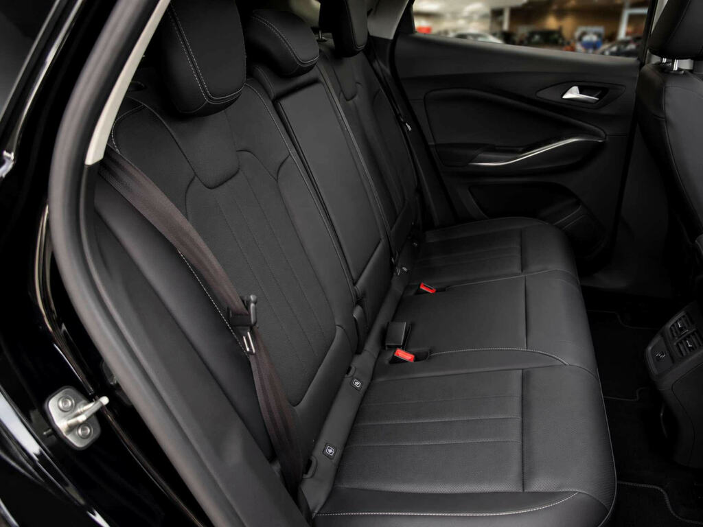 Vauxhall Grandland X 1.2 Turbo Se Grey #24