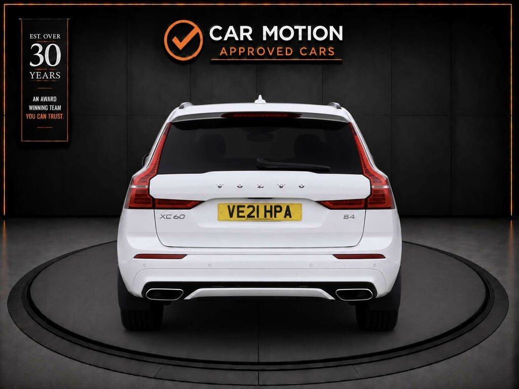 Volvo XC60 2.0 Xc60 R-design B4 Mhev White #5
