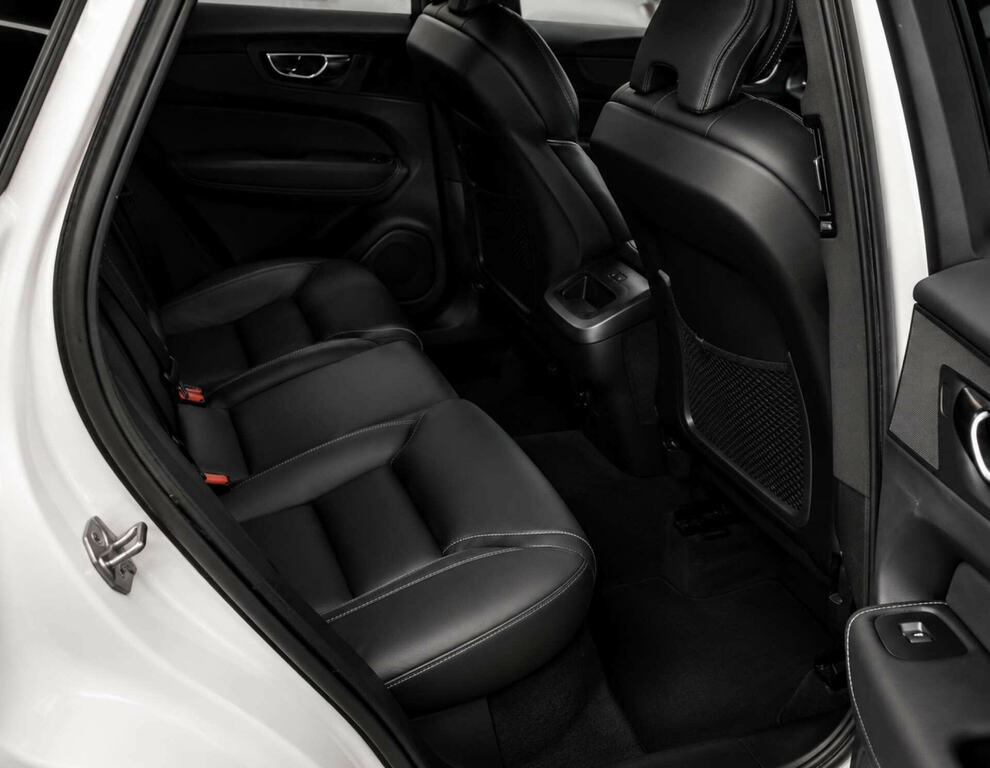 Volvo XC60 2.0H T6 Recharge 11.6Kwh Inscription Plug-in Awd Grey #20