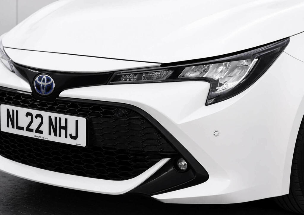 Toyota Corolla Excel #13