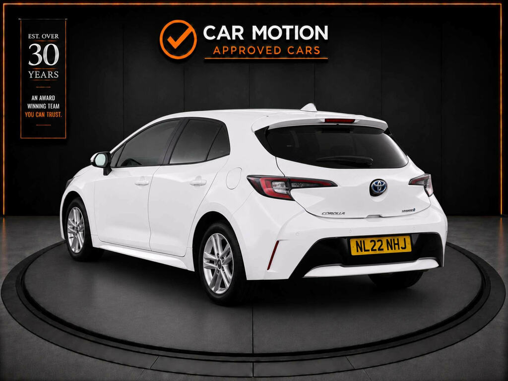 Toyota Corolla 1.8 Corolla Icon Tech Hev Cvt White #6