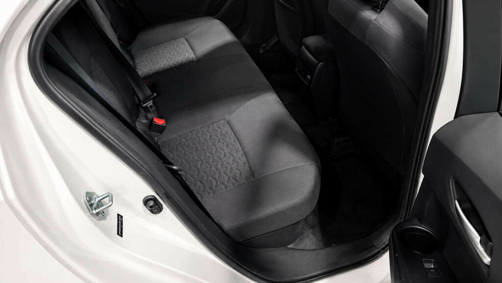 Toyota Corolla Excel #21