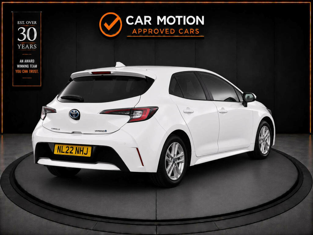 Toyota Corolla 1.8 Corolla Icon Tech Hev Cvt White #4