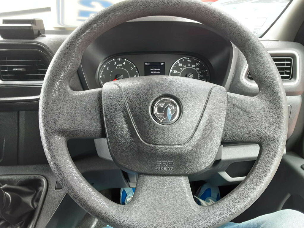 Vauxhall Movano 2.3L Null Silver #35