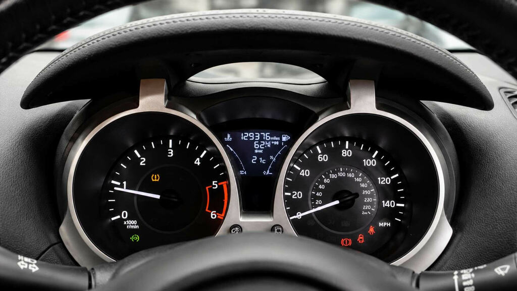 Nissan Juke Suv Black #24