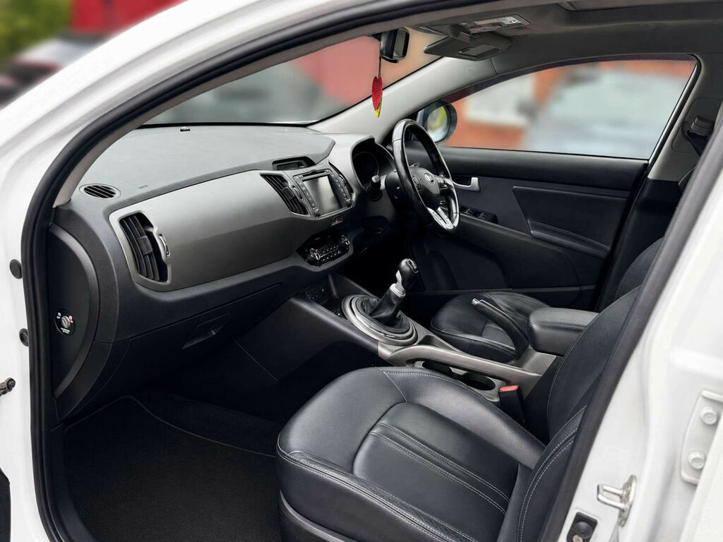 Kia Sportage Suv Silver #16