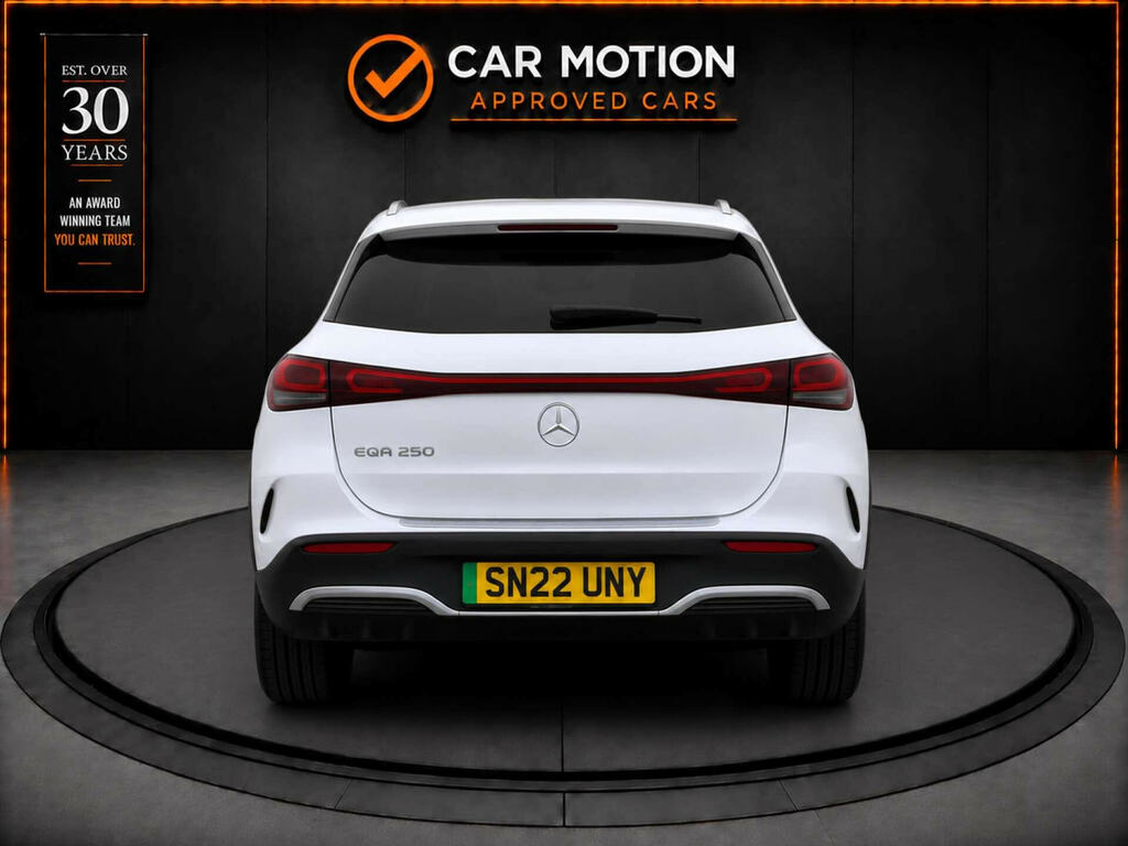 Mercedes-Benz EQA Eqa 250 Amg Line White #5