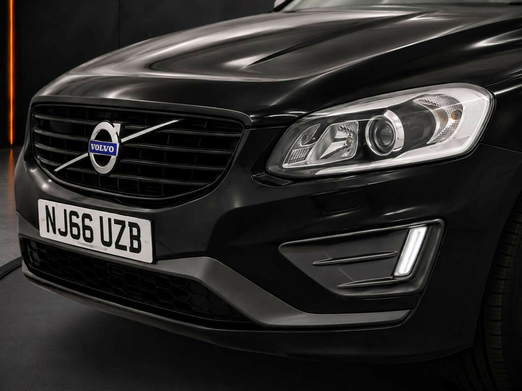 Volvo XC60 D4 Awd R-design Winter Pack Tinted Wi Silver #11