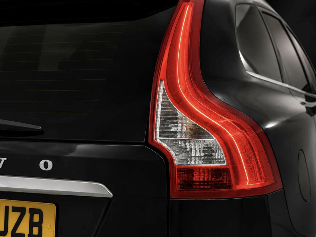 Volvo XC60 D4 Awd R-design Winter Pack Tinted Wi Silver #15