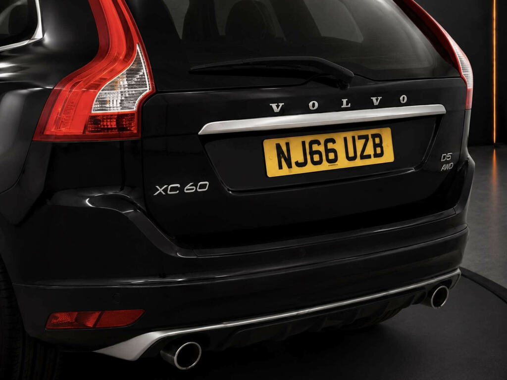 Volvo XC60 D4 Awd R-design Winter Pack Tinted Wi Silver #13