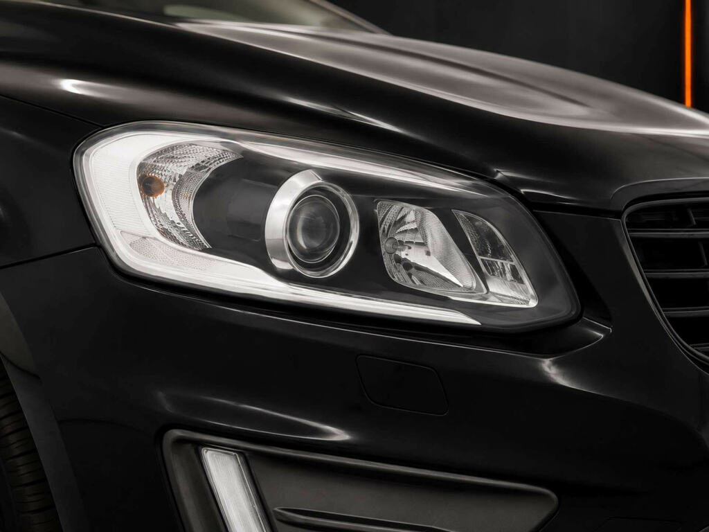 Volvo XC60 D4 Awd R-design Winter Pack Tinted Wi Silver #10
