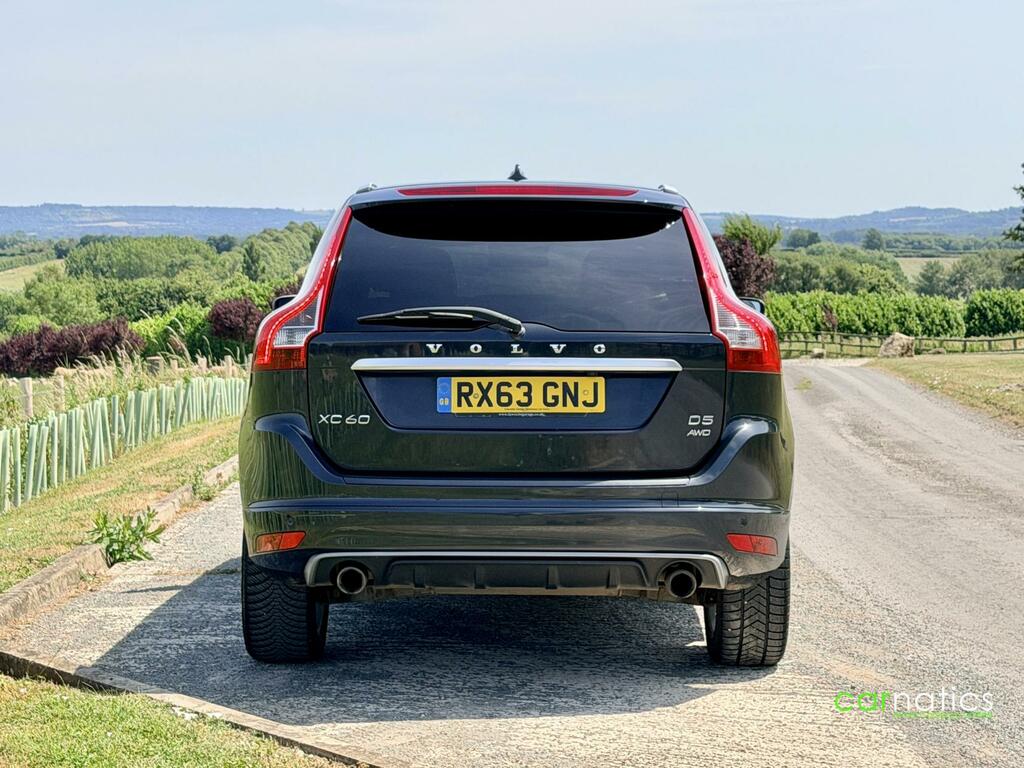 Volvo XC60 R-design Lux Nav Grey