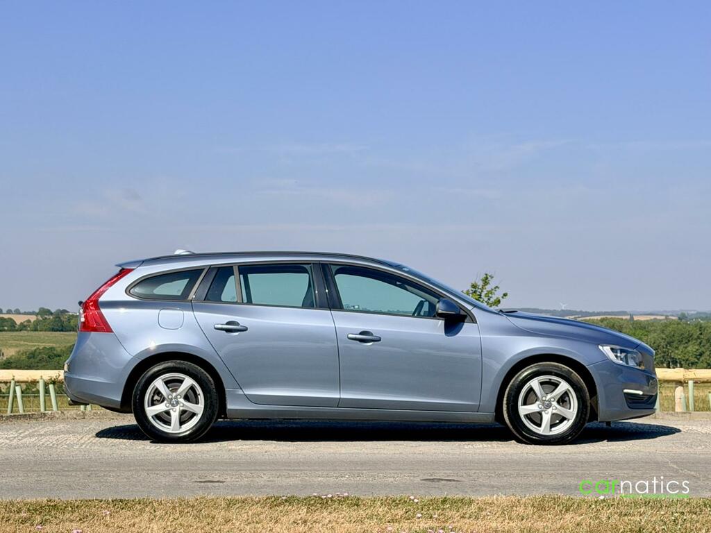 Volvo V60 2.0 T4 Business Edition Lux Estate Manu Blue #2