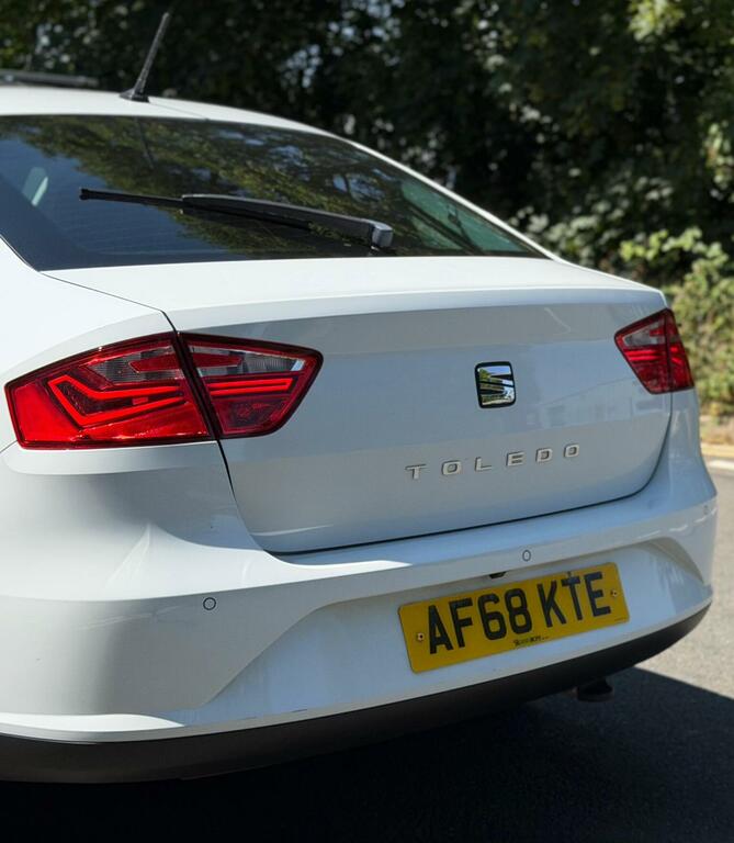 Seat Toledo Hatchback 1.0 Tsi Xcellence Euro 6 Ss 2018 White #6