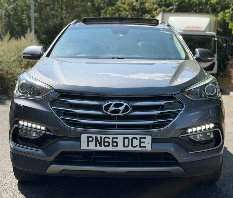 Hyundai Santa Fe Suv 2.2 Crdi Blue Drive Premium Se 4Wd Euro 6 Ss PN66DCE Silver #2