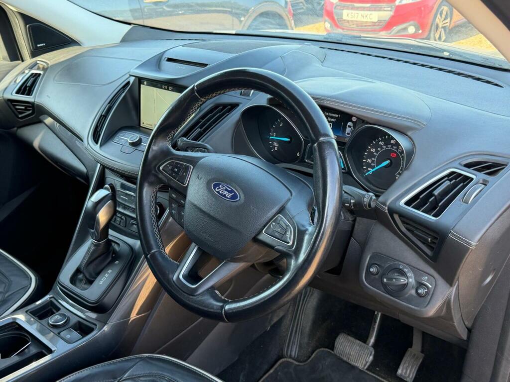 Ford Kuga Suv 2.0 Tdci Vignale Powershift Awd Euro 6 Ss 5 EO68NPU Black #5