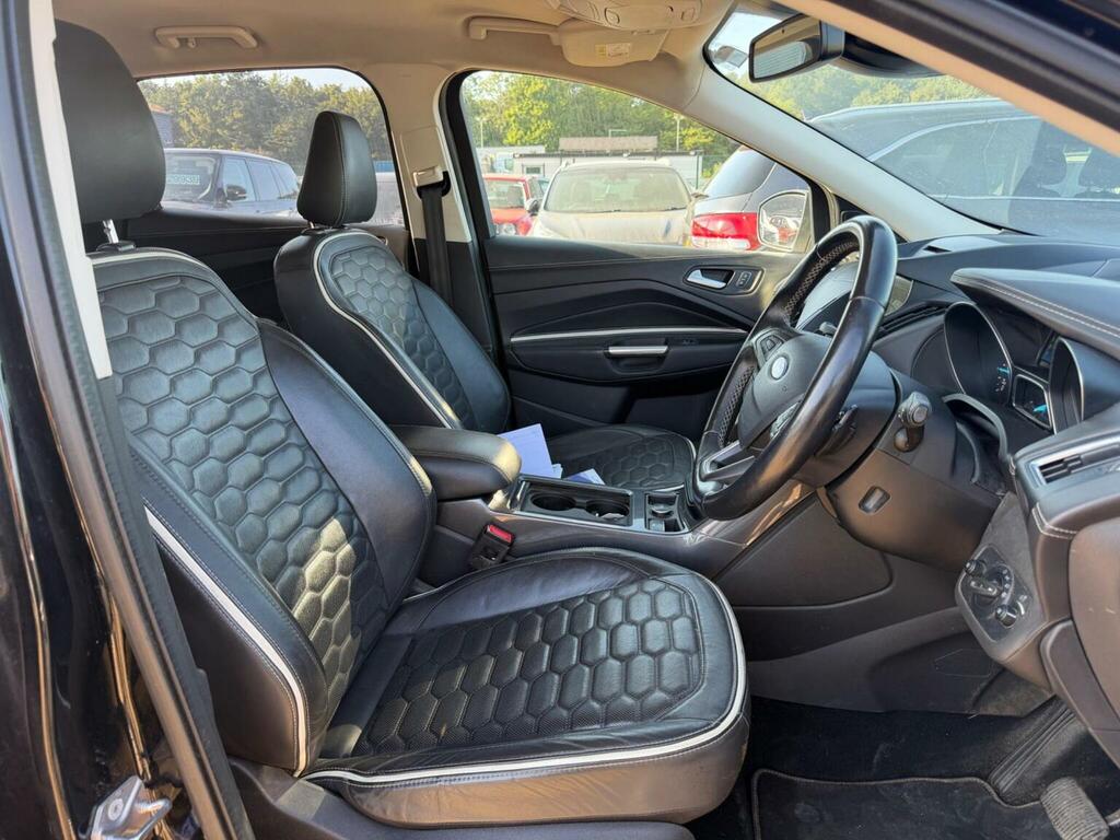 Ford Kuga Suv 2.0 Tdci Vignale Powershift Awd Euro 6 Ss 5 EO68NPU Black #6
