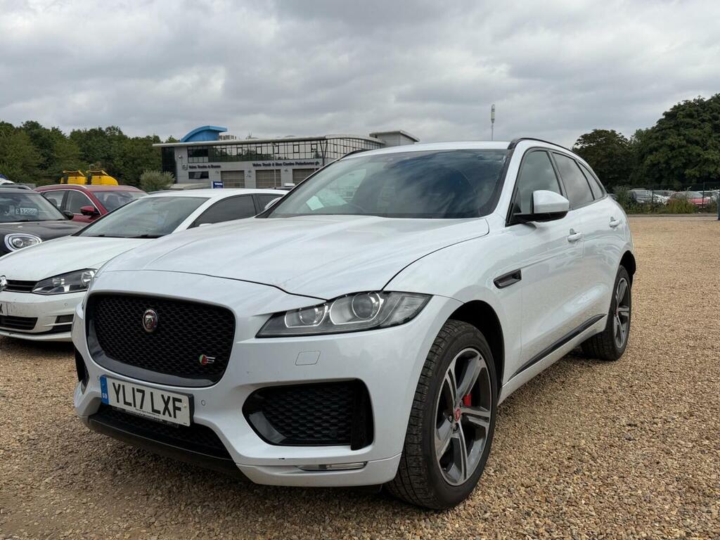 Jaguar F-Pace Suv 3.0 D300 V6 S Awd Euro 6 Ss 2017 White