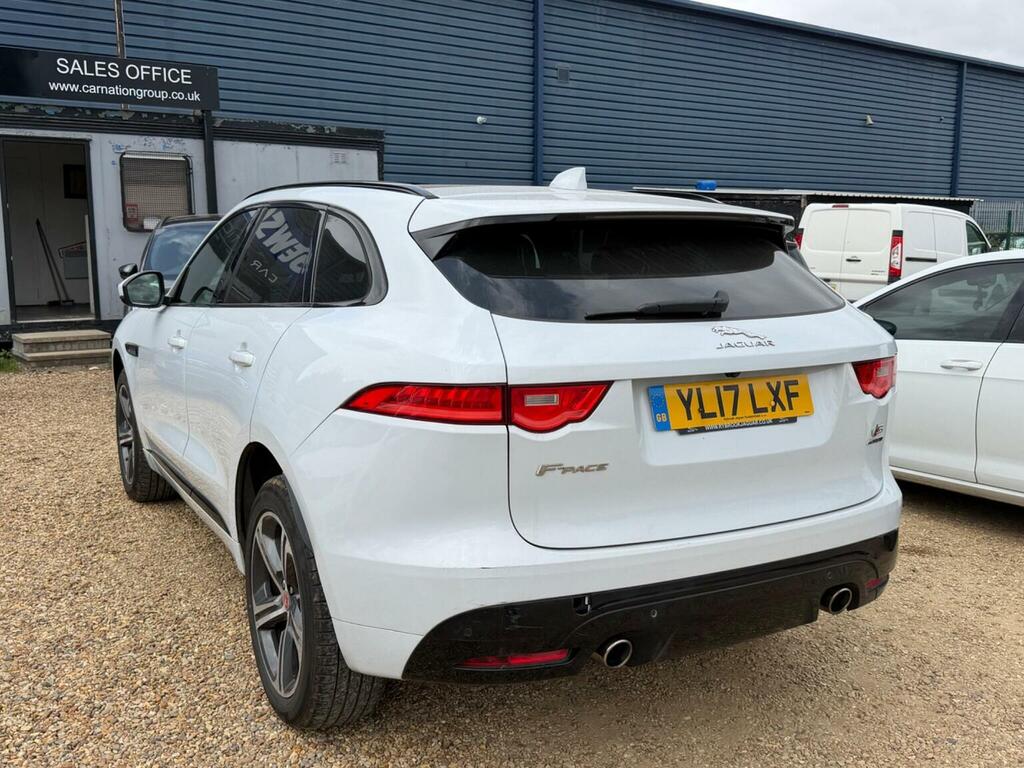 Jaguar F-Pace Suv 3.0 D300 V6 S Awd Euro 6 Ss 2017 White #3
