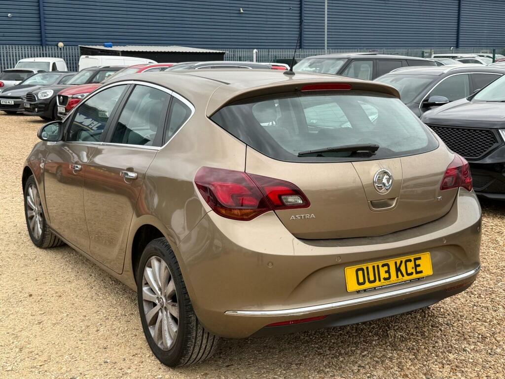 Vauxhall Astra Hatchback 1.6 16V Se Euro 5 201313 Brown #3