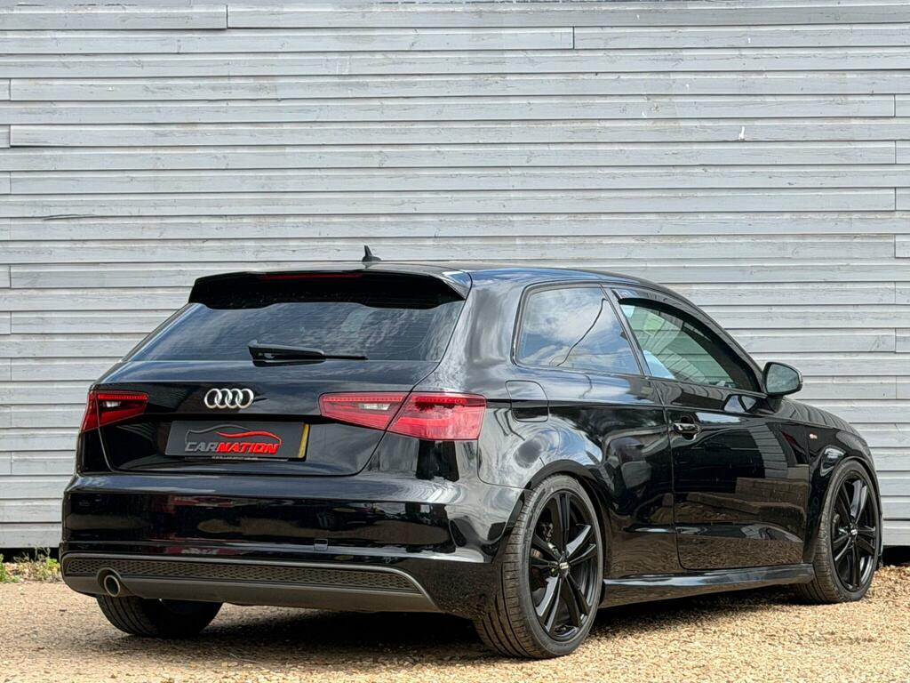Audi A3 1.6 Tdi S Line Euro 5 Ss Black #4