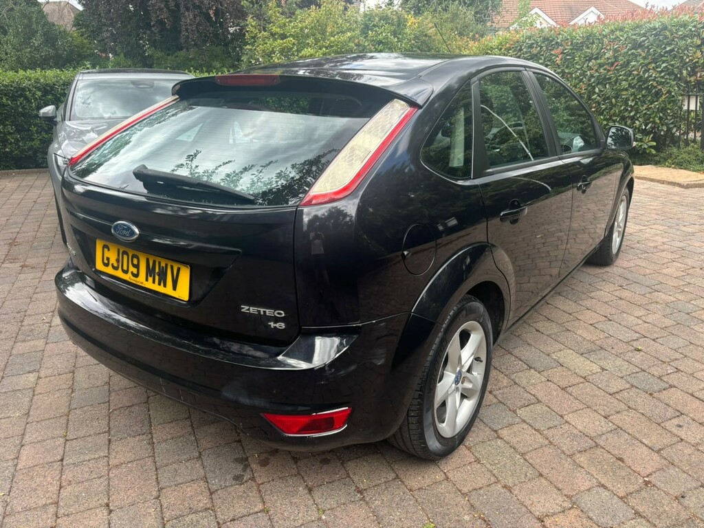 Ford Focus 1.6 Zetec GJ09MWV Black #4