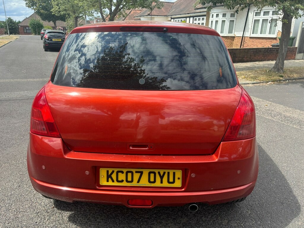 Suzuki Swift 1.5 Glx Hatchback 159 Gkm, 101 Grey #8