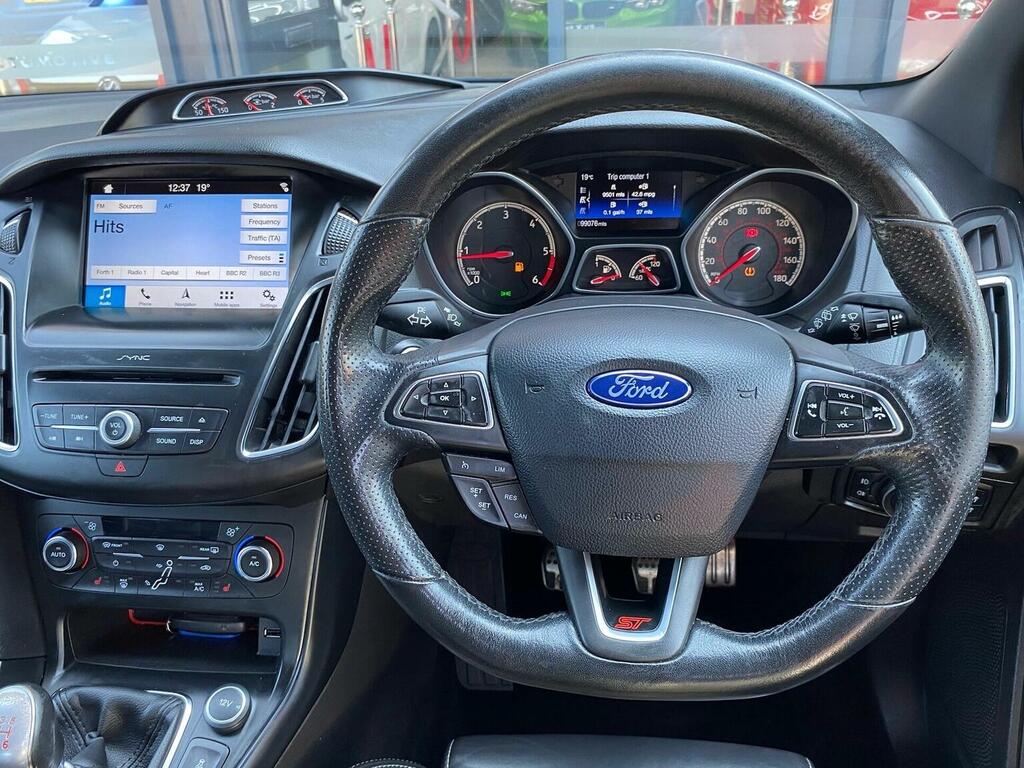 Ford Focus Hatchback 2.0 Tdci St-3 Euro 6 Ss 201766 SM66WBG Grey #6
