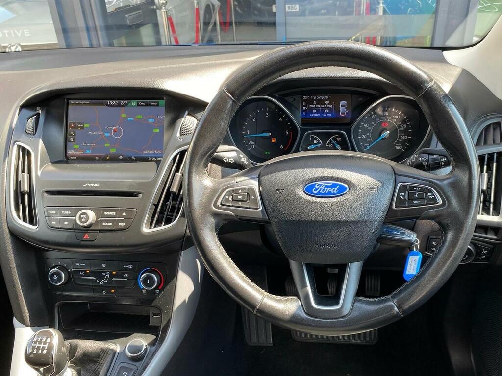 Ford Focus 2.0 Tdci St-3 Hatchback Euro 6 Yellow #7