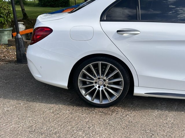 Mercedes-Benz C Class 2016 2.1 C220d Amg Line Premium Saloon Diese White #5