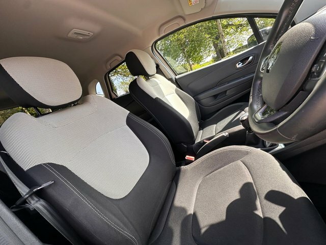 Renault Captur 2019 0.9 Tce Energy Iconic Suv E UIG6393 White #4