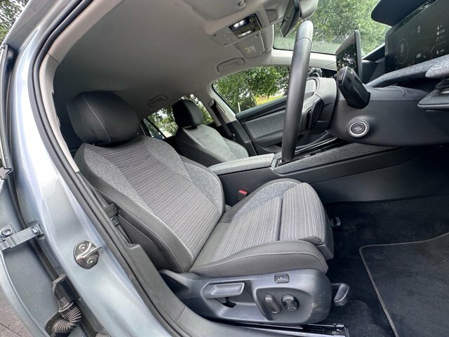 Skoda Superb 2024 2.0 Tdi Se Technology Estate Dsg E Silver #2