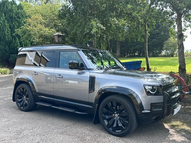 Land Rover Defender 2.0 D240 Hse 110 White #43