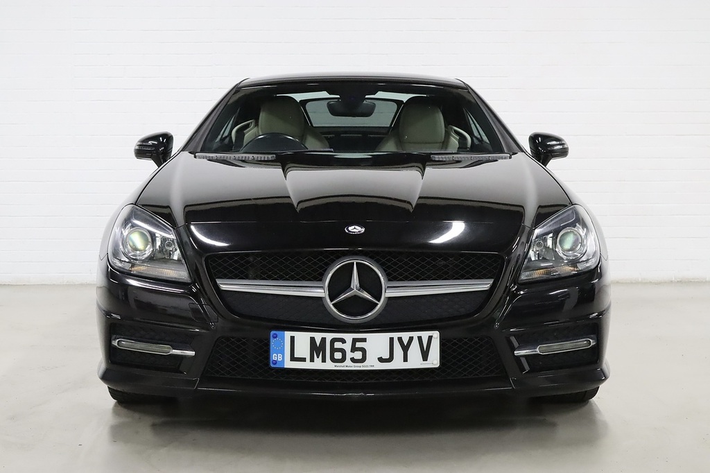 Mercedes-Benz SLK Slk250d Amg Sport Black #4