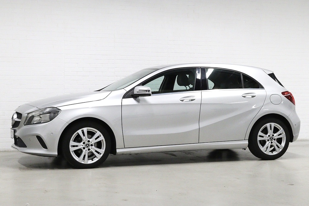 Mercedes-Benz A Class A180d Sport RO18PCY Silver #4