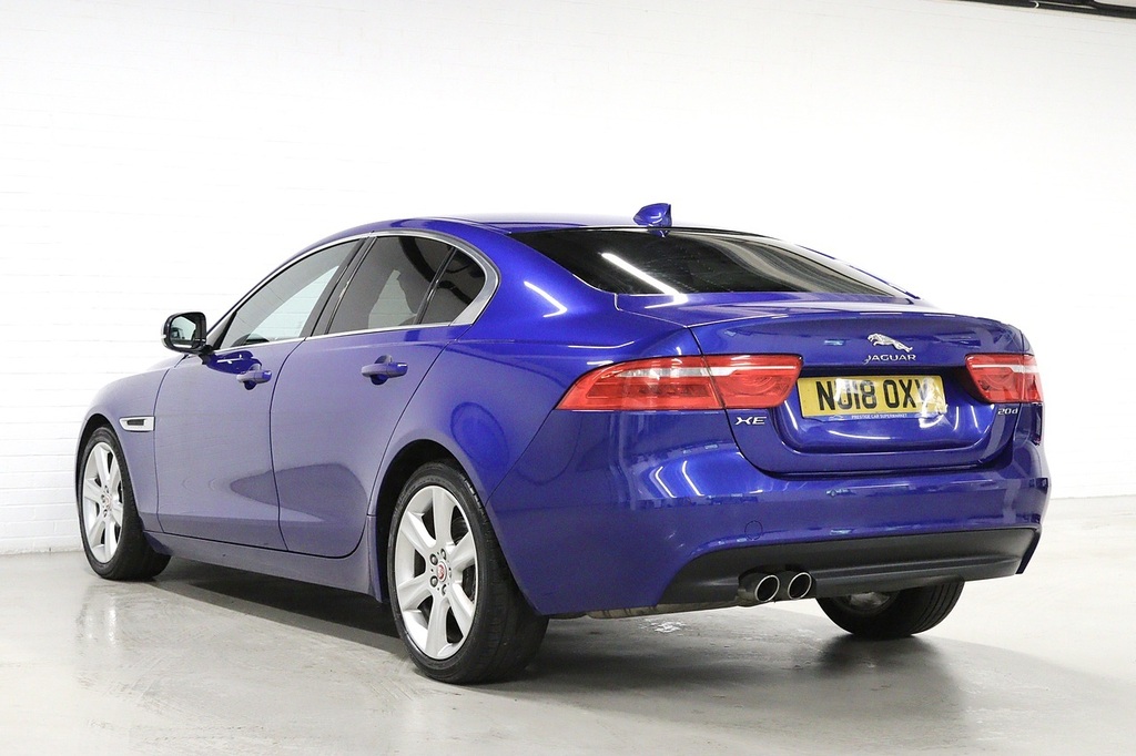 Jaguar XE 2.0 R-sport 247 Bhp Black #7