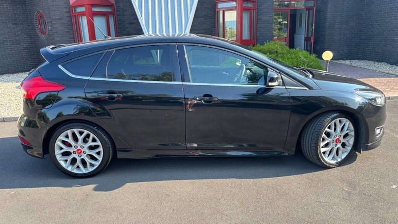 Ford Focus Zetec S Tdci Fsh HY65OHW Black #6