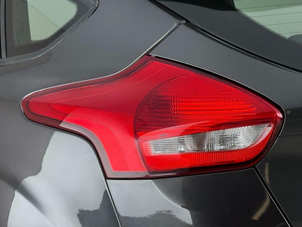 Ford Focus 1.5 Tdci St-line Euro 6 Ss YT68XOO Grey #6