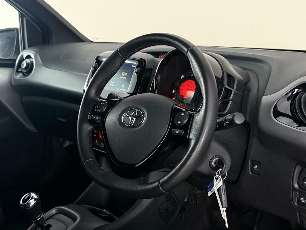 Toyota Aygo 1.0 Vvt-i X-trend X-shift Euro 6 Safety Sense RV71AOZ Silver #3