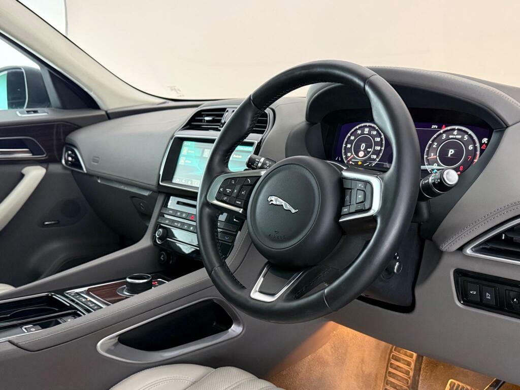 Jaguar F-Pace 2.0 P250i Portfolio Awd Euro 6 Ss Silver #3