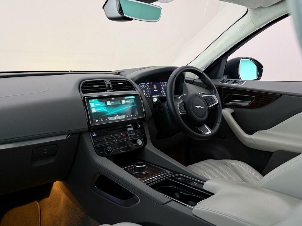 Jaguar F-Pace 2.0 P250i Portfolio Awd Euro 6 Ss Silver #4