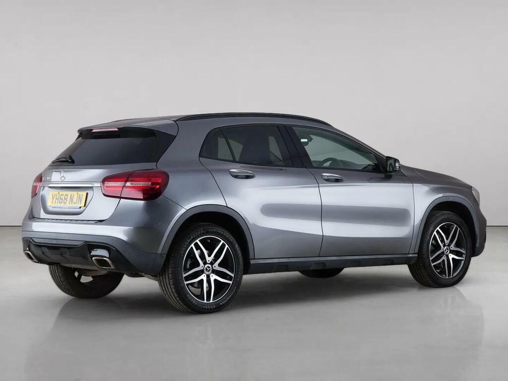 Mercedes-Benz GLA Class 1.6 Gla180 Urban Edition 7G-dct Euro 6 Ss Grey #6