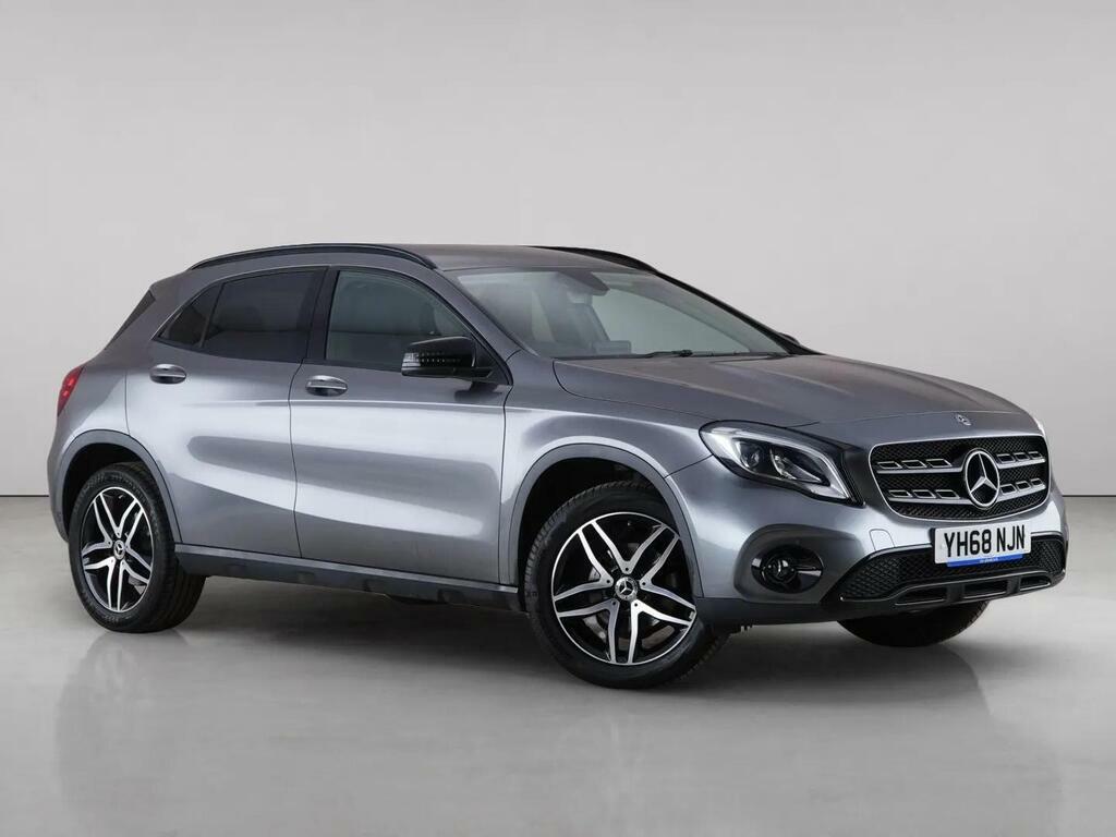 Mercedes-Benz GLA Class 1.6 Gla180 Urban Edition 7G-dct Euro 6 Ss Grey